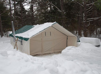 insulated-tent-snow